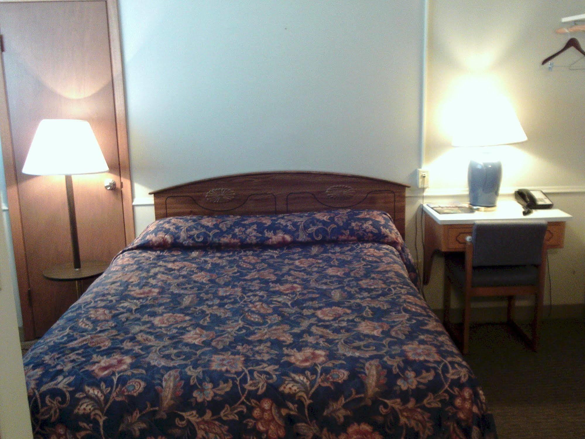 2Nd Street Inn & Suites ロチェスター エクステリア 写真